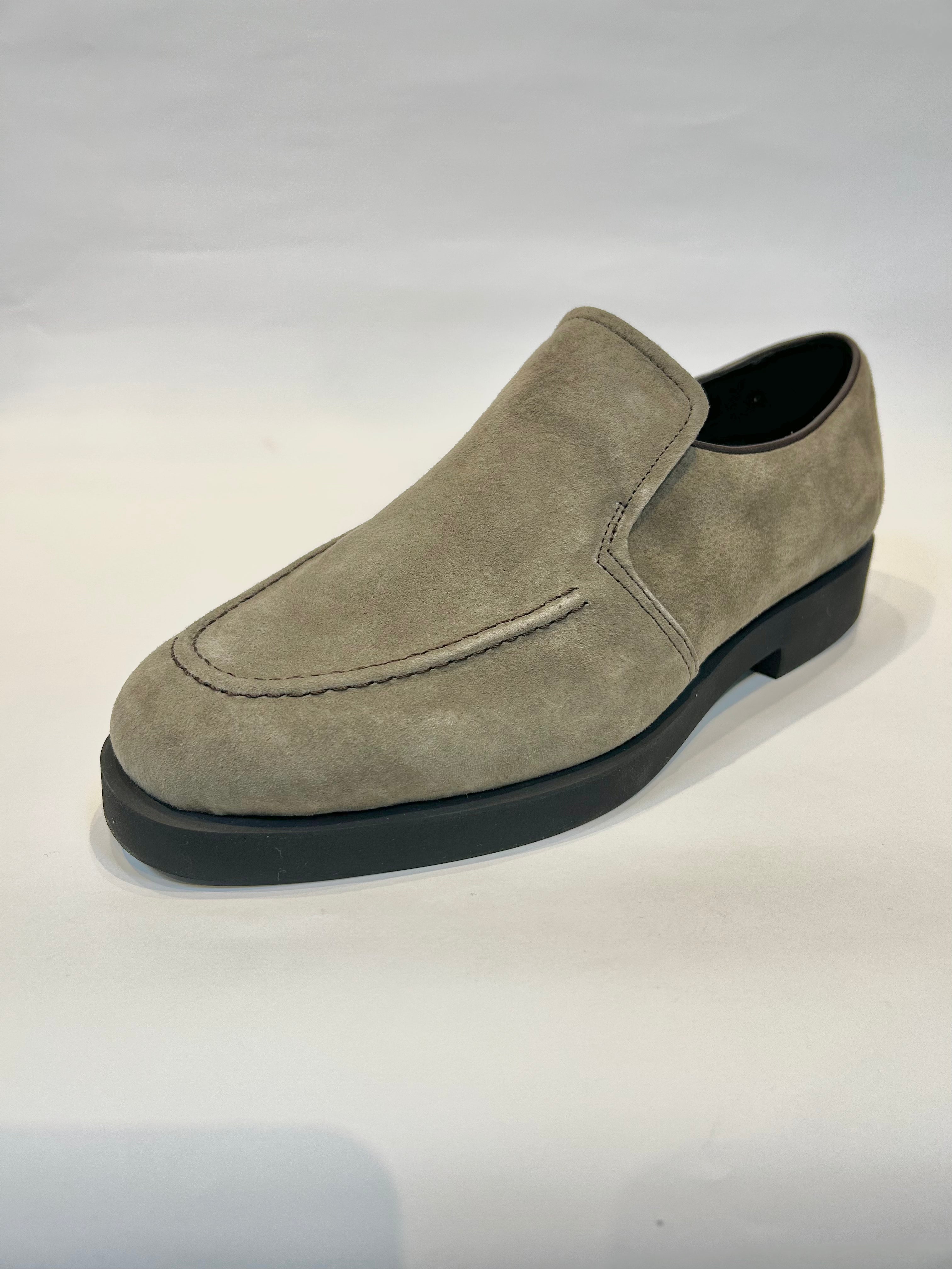 〈M-13T〉Hush Puppies CLASSICS "EARL"