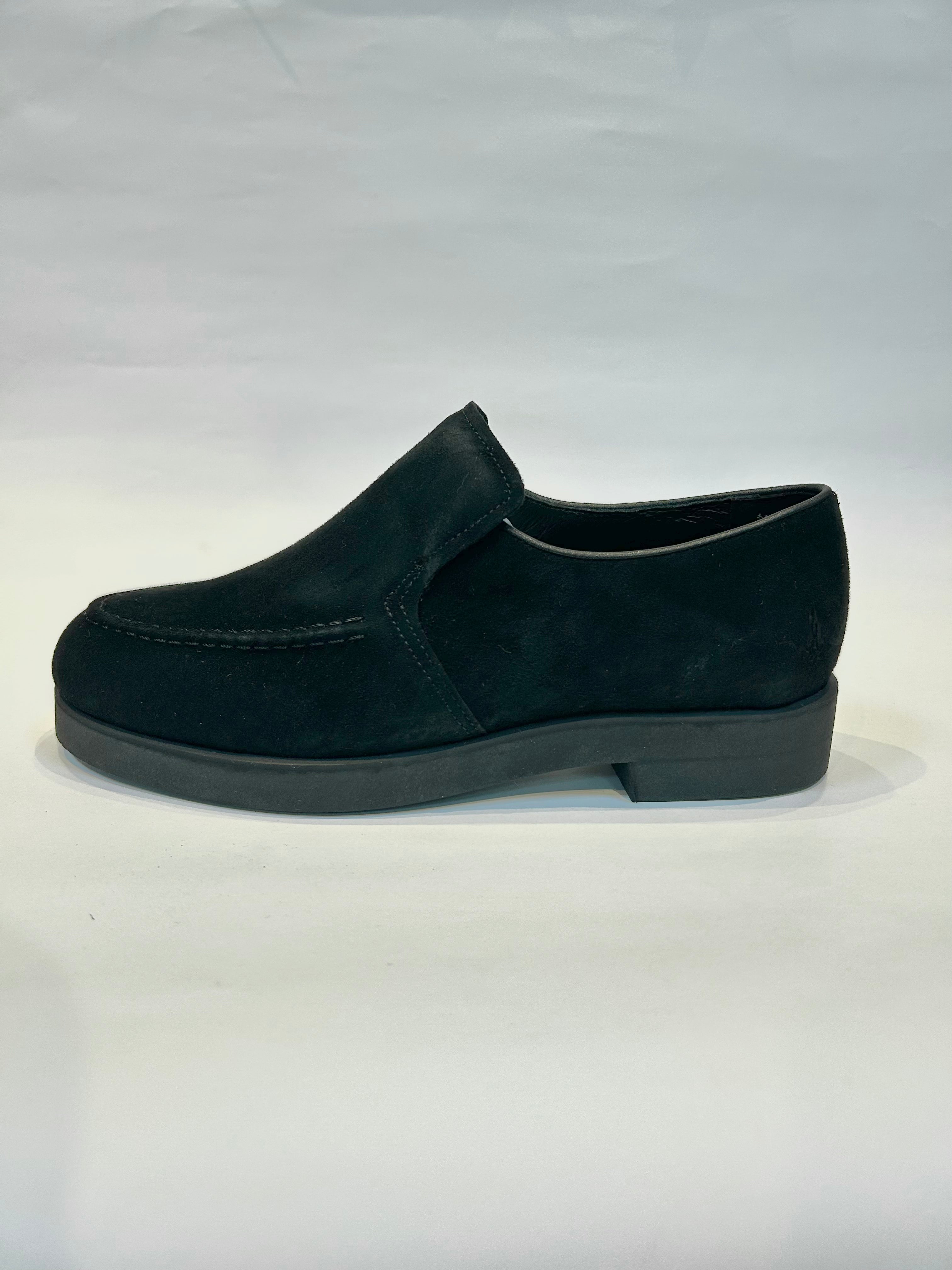 〈L-53T〉Hush Puppies CLASSICS "EARL"